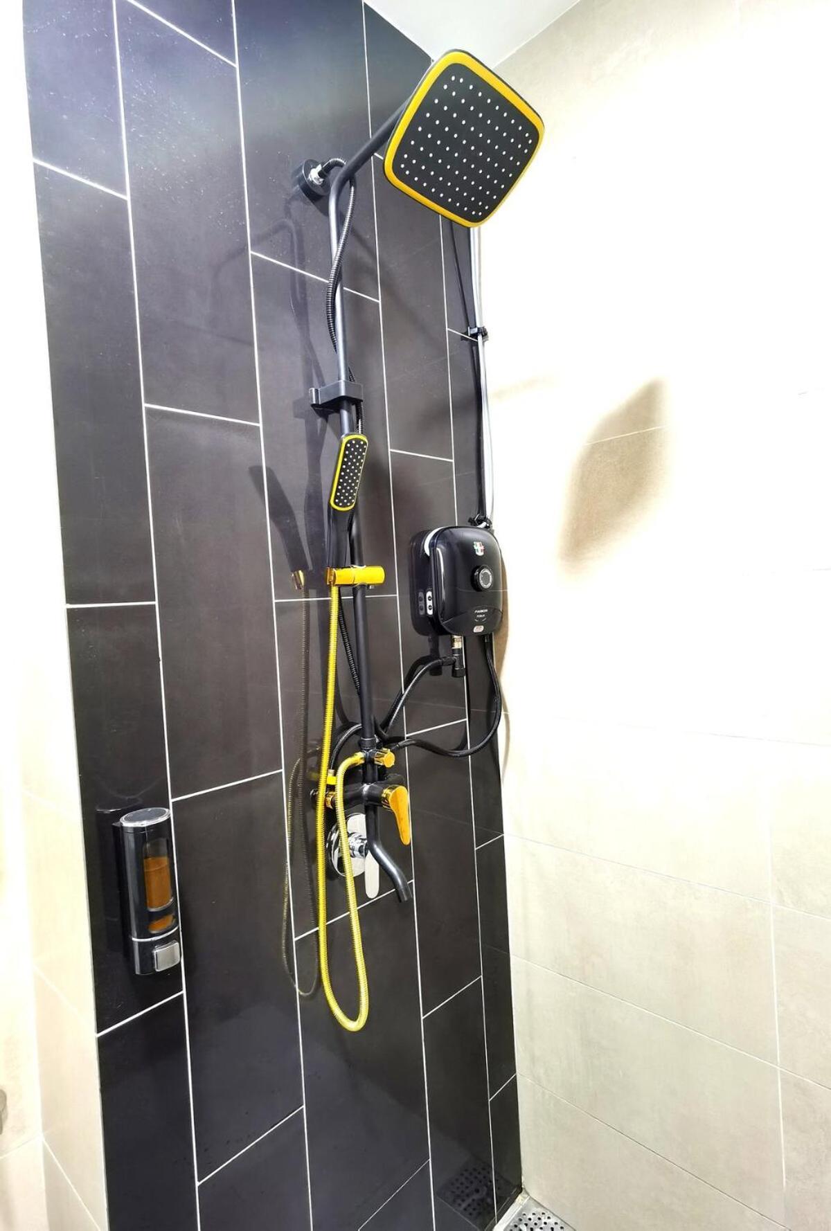 Mj Homestay 99 Batu Caves Kl North 99Residence 3R2B Kuala Lumpur Zewnętrze zdjęcie